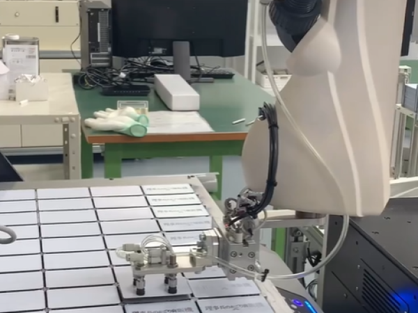 製造（未経験歓迎）◆最新ロボット印刷が学べる／正社員登用あり