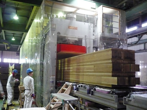藤寿産業株式会社/製造（木材加工、集成材の製造）