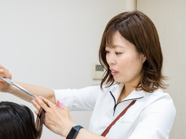 【急募】病院内サロンの美容師◎土日祝定休店舗です/埼玉ヘアケアステーション