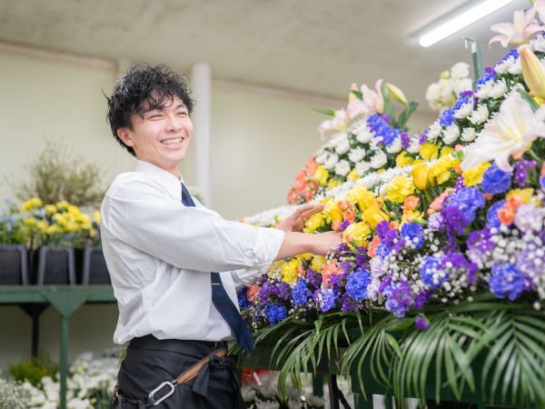 株式会社ユー花園/【未経験OK】お花を使ったお仕事です。
