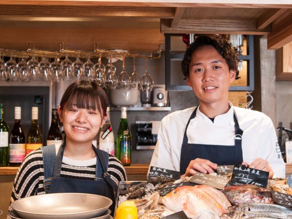 渋谷のダイニング＆レストランの料理長候補募集！ 週休2日、安定性とやりがいあるダイニングレストラン