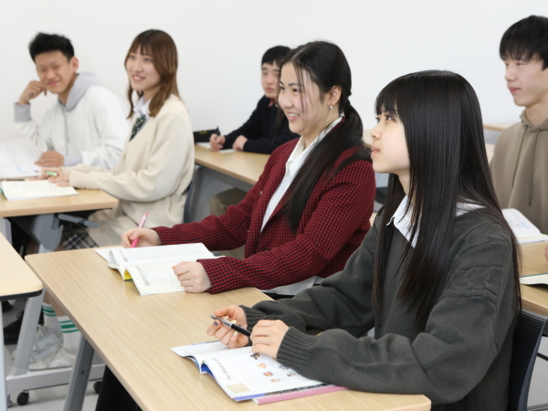 （学）つくば開成学園　大阪つくば開成高等学校/通信制高等学校の教員(常勤講師、非常勤講師)　交通費支給あり！未経験OK！