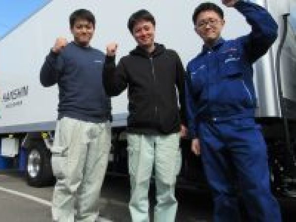 株式会社阪神商事/【稼ぎたい方必見！！】大型（10t）冷凍車トラックドライバー