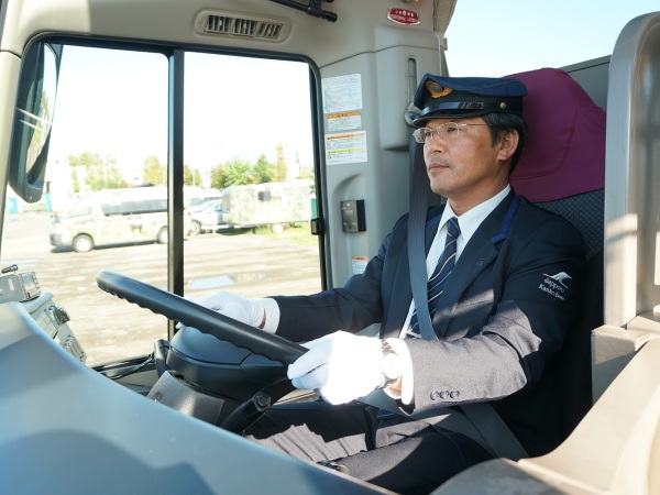 札幌観光バス株式会社/大型バスドライバー（貸切観光バス）