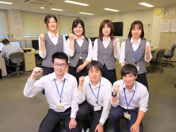 軽急便株式会社/【コールセンタースタッフ募集！】20代が活躍中の職場です！