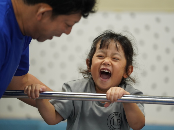 株式会社ヴェルディ/【未経験もOK】子供たちに運動の楽しさを教えよう！完全週休2日制　研修制度あり