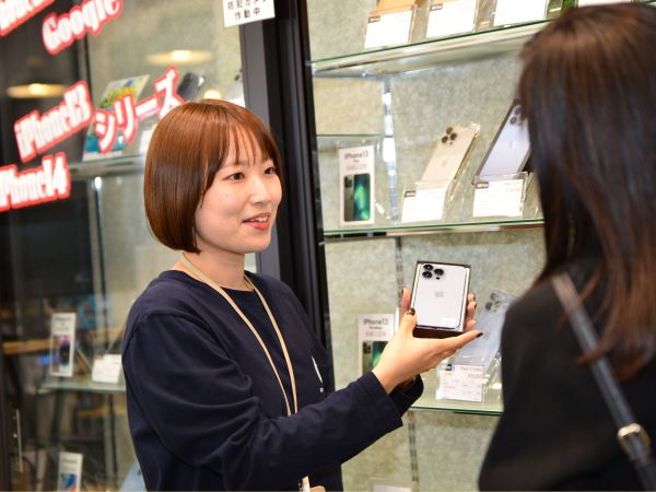 《正社員急募・未経験者歓迎》スマホのアクセサリ販売・修理スタッフ　スマホ堂徳島藍住店