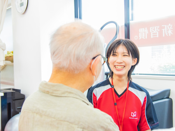 株式会社インターネットインフィニティー/リハビリ型デイサービス/生活相談員/土日は必ずお休み！/レコードブック日本橋