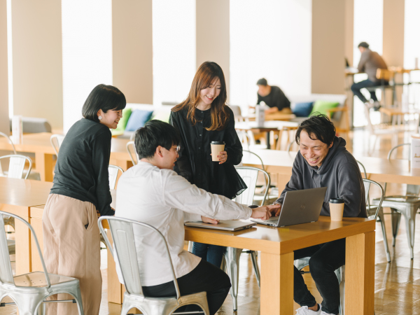 LINEヤフーコミュニケーションズ株式会社の求人情報