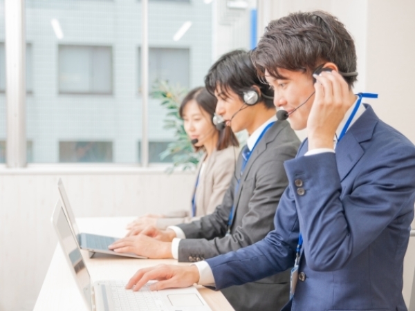 日本コミュニケイト株式会社/【未経験歓迎】受電型コール業務：オンライン接客スタッフ