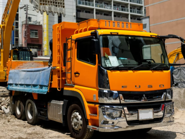 株式会社　ITOHORI/近距離＆残業ナシでプライベートを大切に٩(´꒳`)۶産業廃棄物運搬ドライバー（10tダンプ）