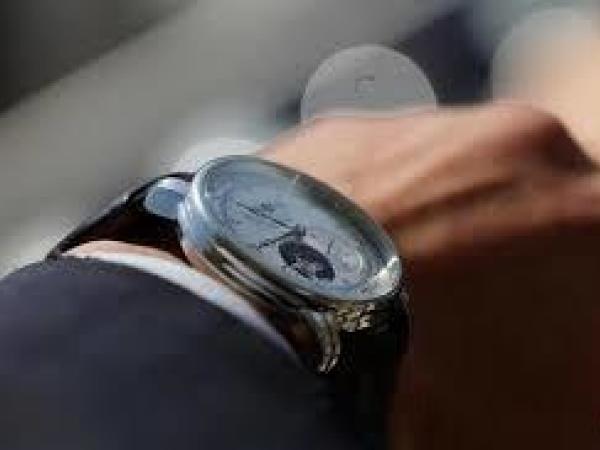 株式会社Insight ACE/年間休日120日以上！未経験OK！腕時計の製造