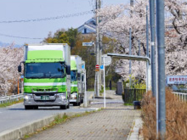 グリーン物流サービス株式会社/2tトラックドライバー／京都市内のルート配送がメイン！未経験も大歓迎！