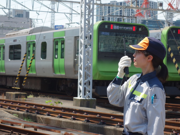 【甲府市】JRの構内運転士（未経験歓迎）残業月0～3h／有休取得率9割／前年賞与5ヶ月／男女育休実績